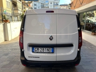 VA_2011_5.jpg?AUTO_VEICOLIPage=5&IDVEICOLO=AS2011